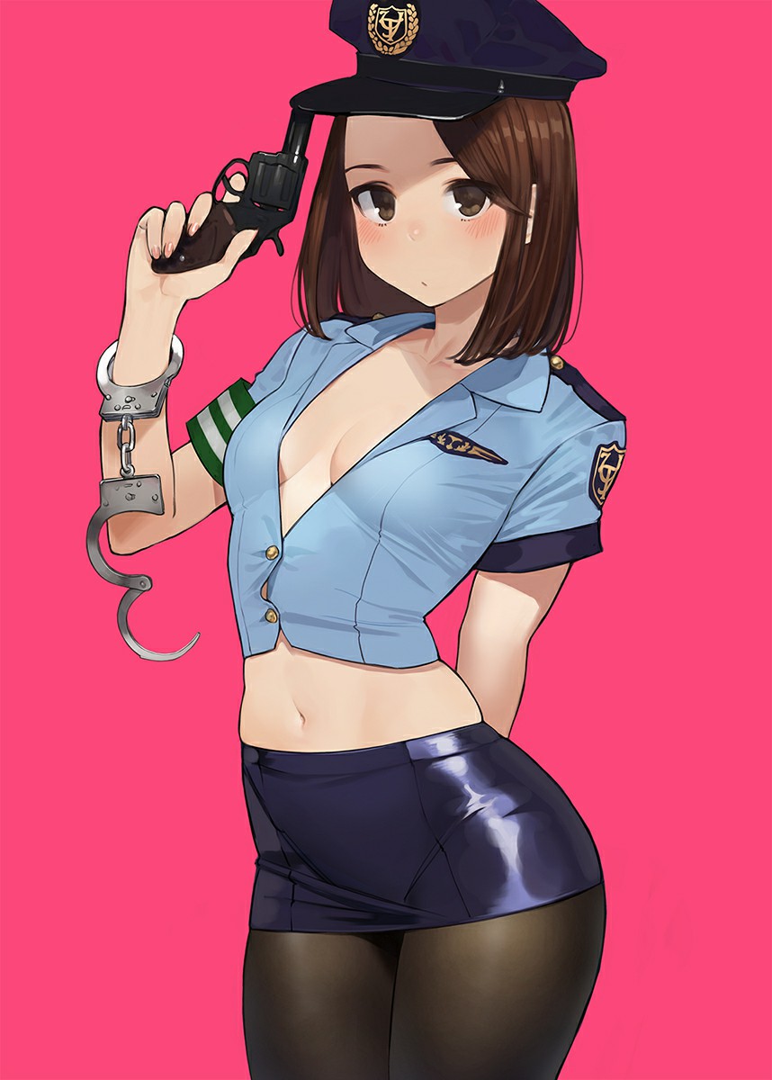 P站美图推荐-P站官网美图-女警特别推荐