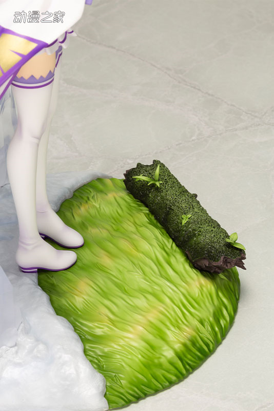 寿屋《Re：从零开始的异世界生活》爱蜜莉雅手办
