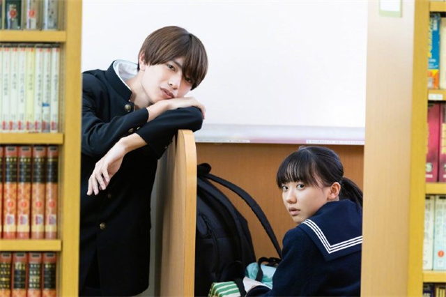 漫改真人电影「萍水相逢腐缘下」公开最新剧照