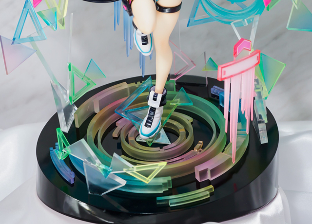 「世界计划多彩舞台!feat.初音未来」初音未来全新手办公开
