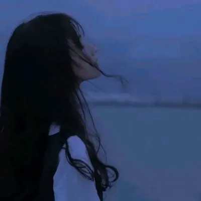 蓝色系女生头像