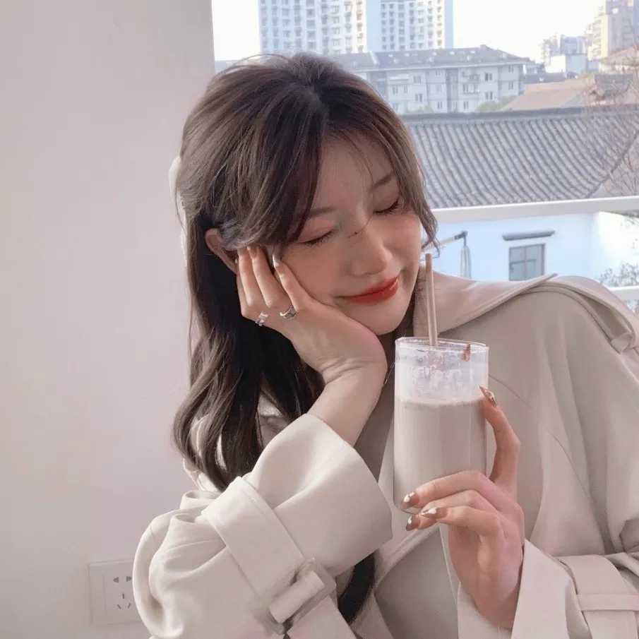 仙气飘飘的御姐头像