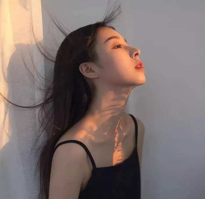 仙气飘飘的御姐头像