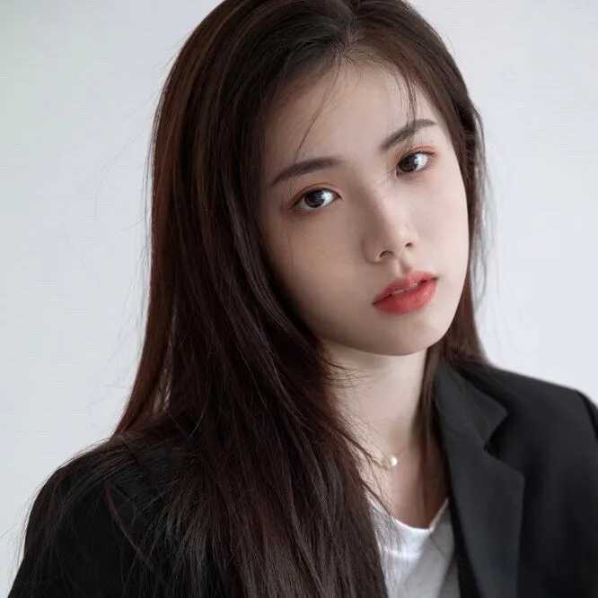 仙气飘飘的御姐头像