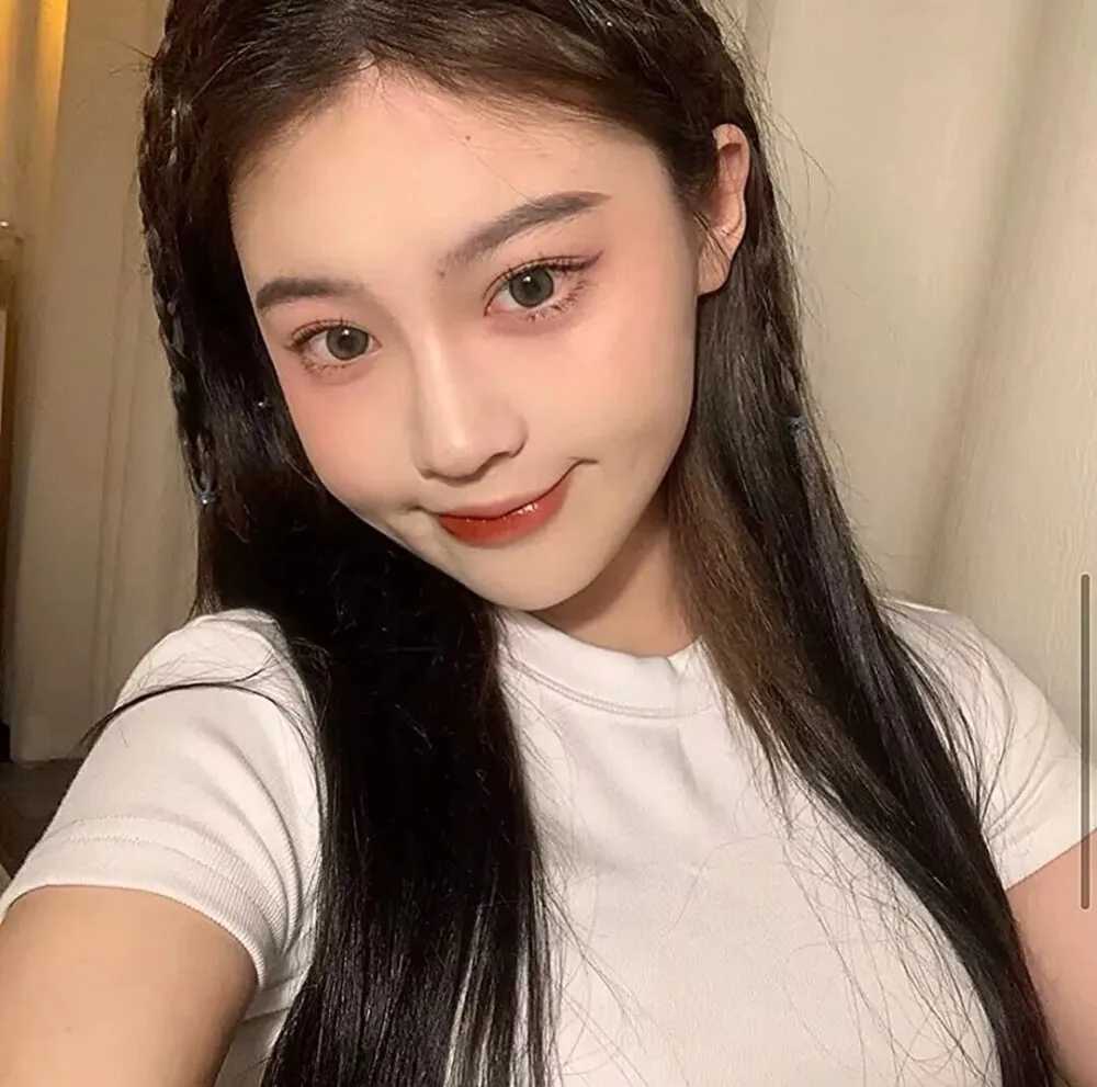 清晰漂亮的女生头像
