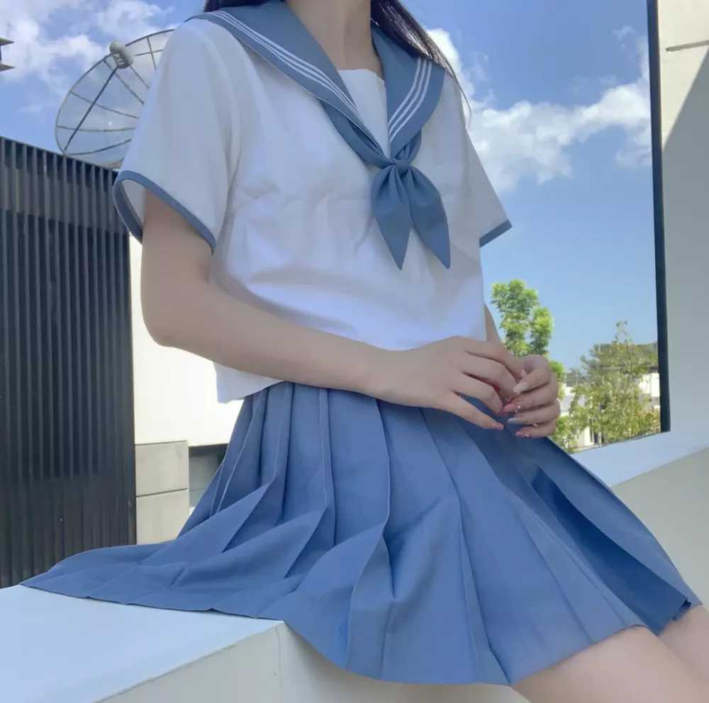 青春靓丽水手服头像大全