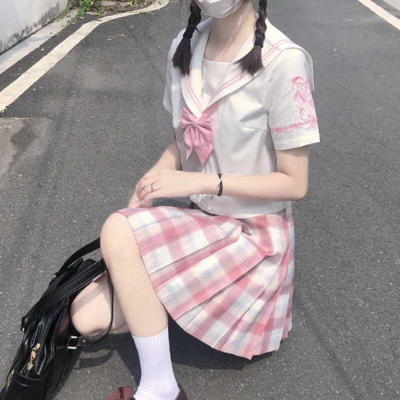 青春靓丽水手服头像大全