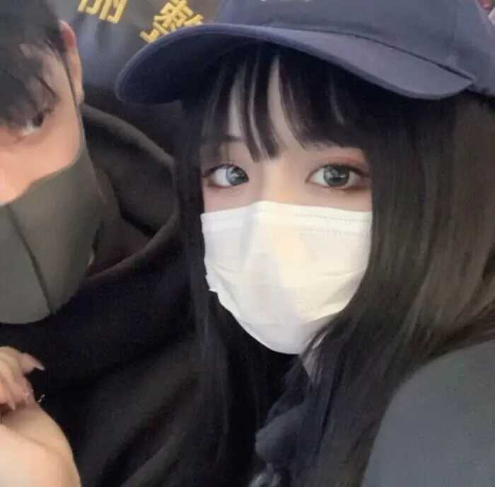 真人情侣头像 可爱呆萌一对