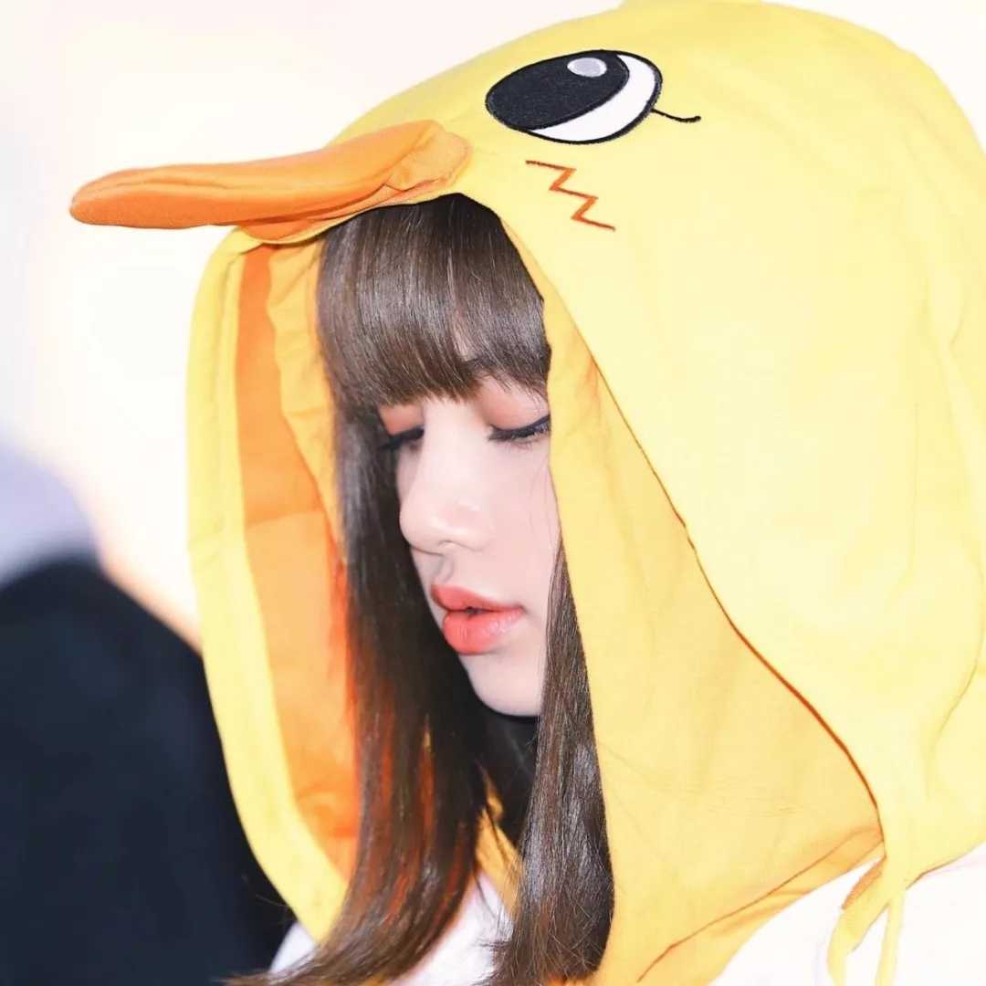 qq唯美头像女生侧面