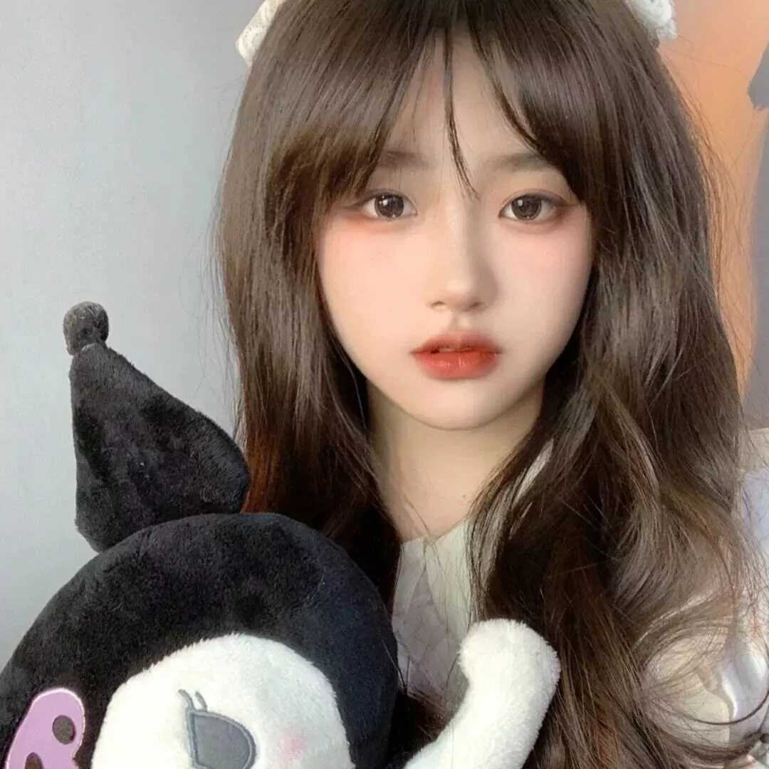 头像女生简单气质高清