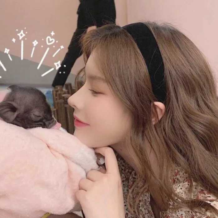 头像女生简单气质高清