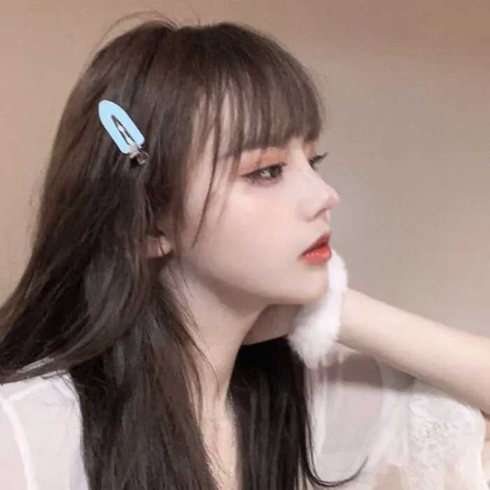 头像女生简单气质高清