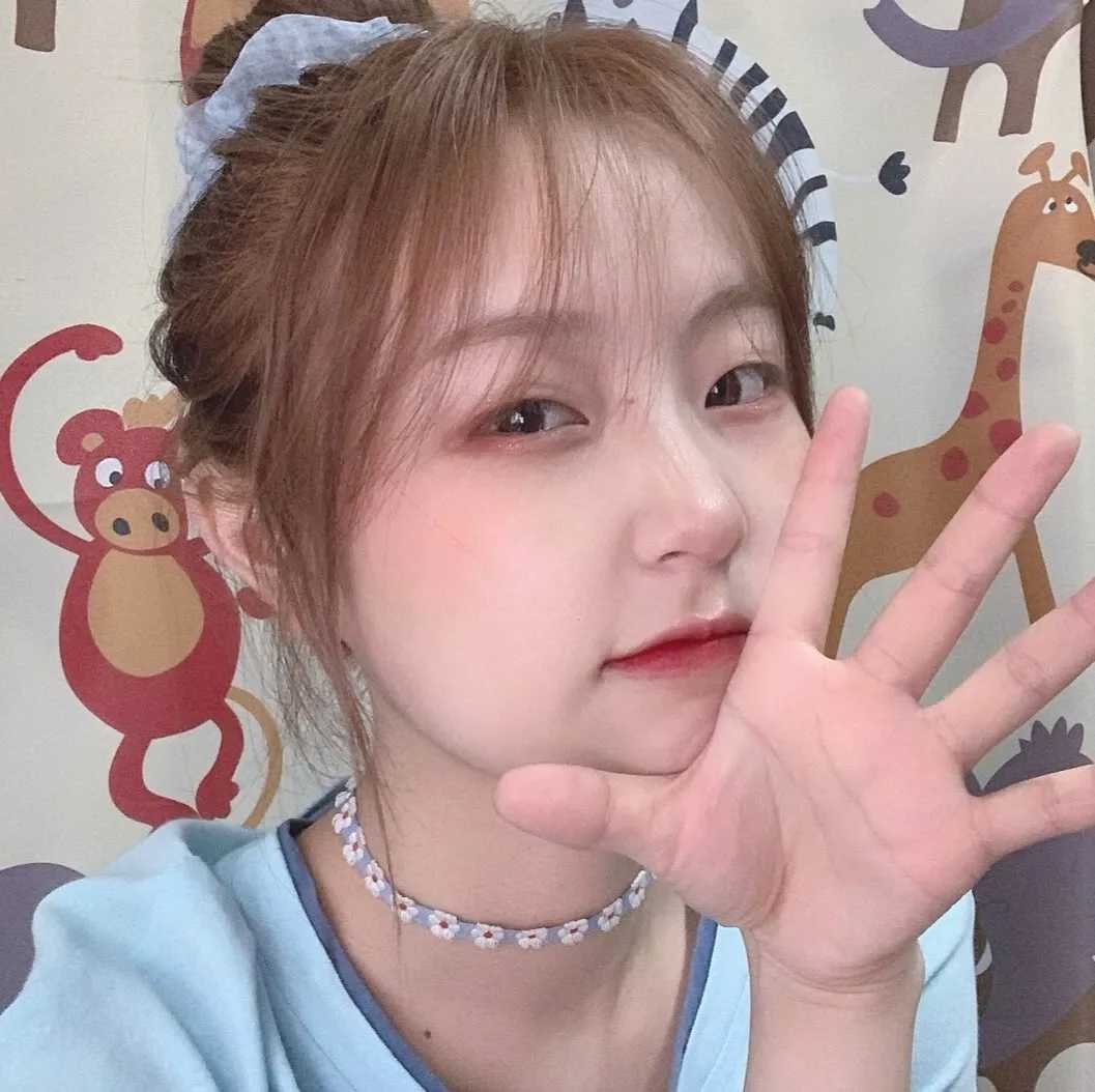 qq头像女生 一组九张小清新头像