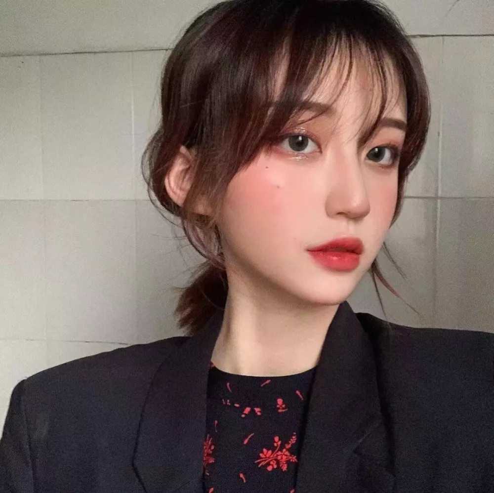 微信人物头像女生可爱