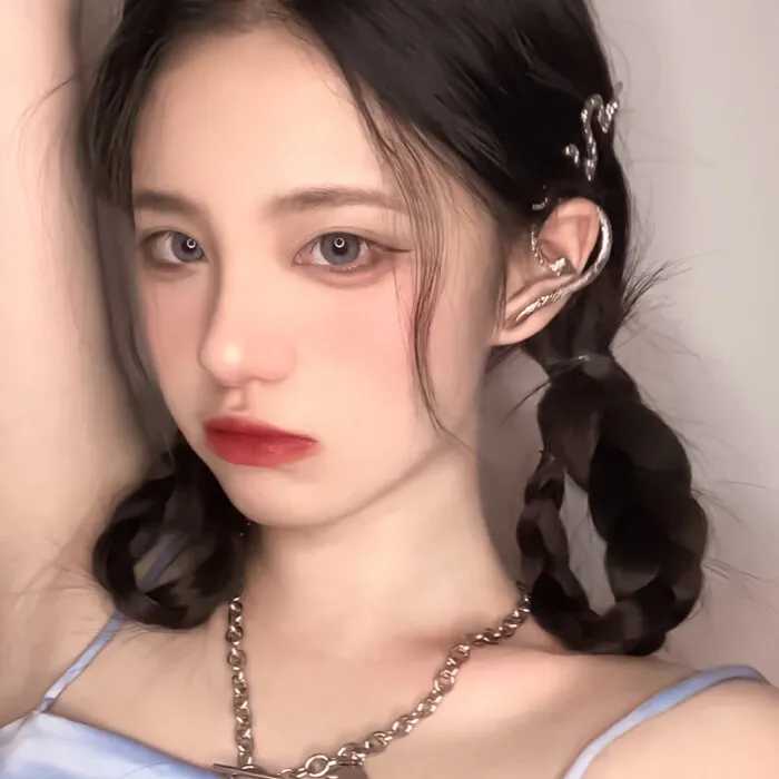 梦幻女生头像真人照片