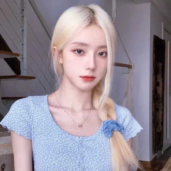 网图女生头像(36p)