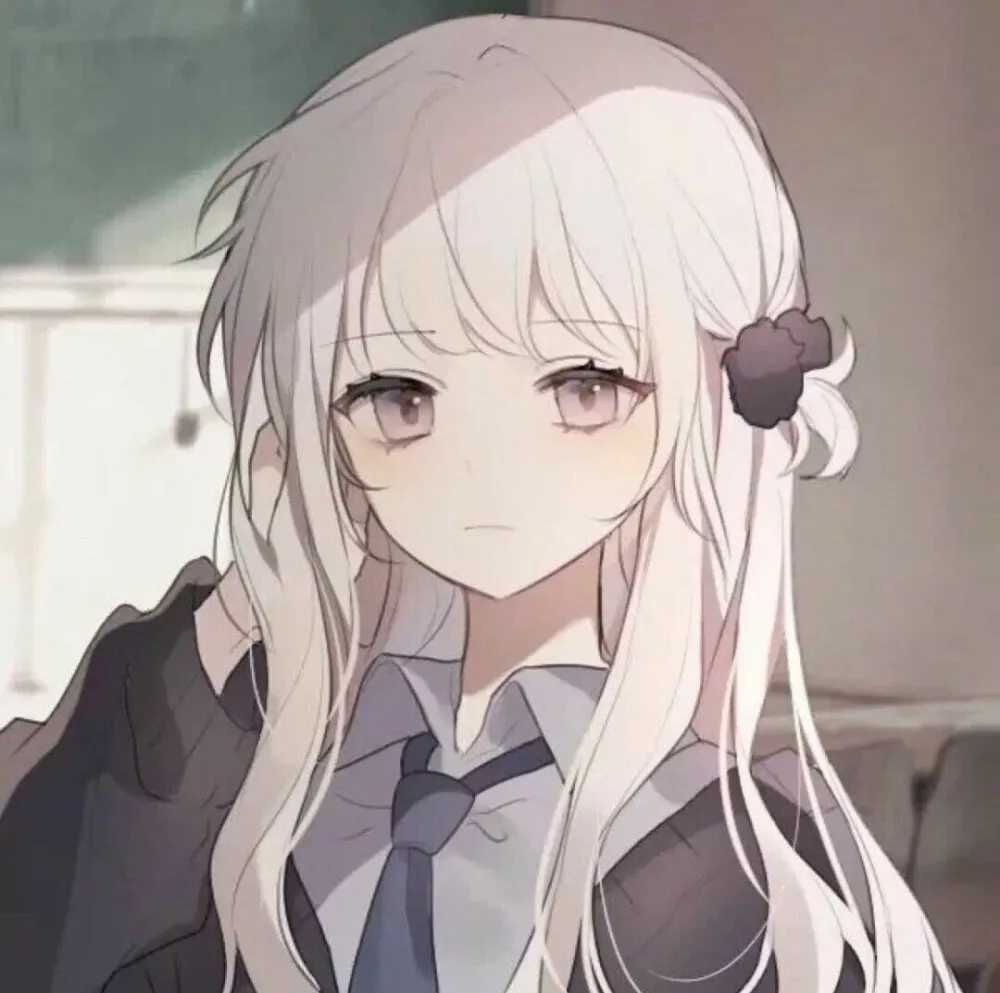 漂亮的女生头像动漫