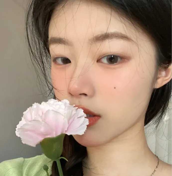 女生头像文艺清新