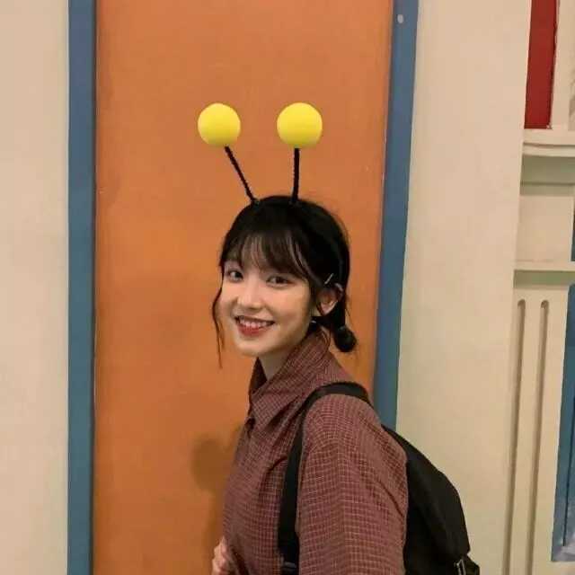 橙色系女生头像