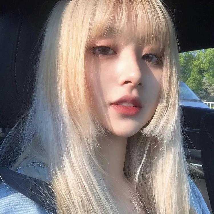 qq头像女生性感头像