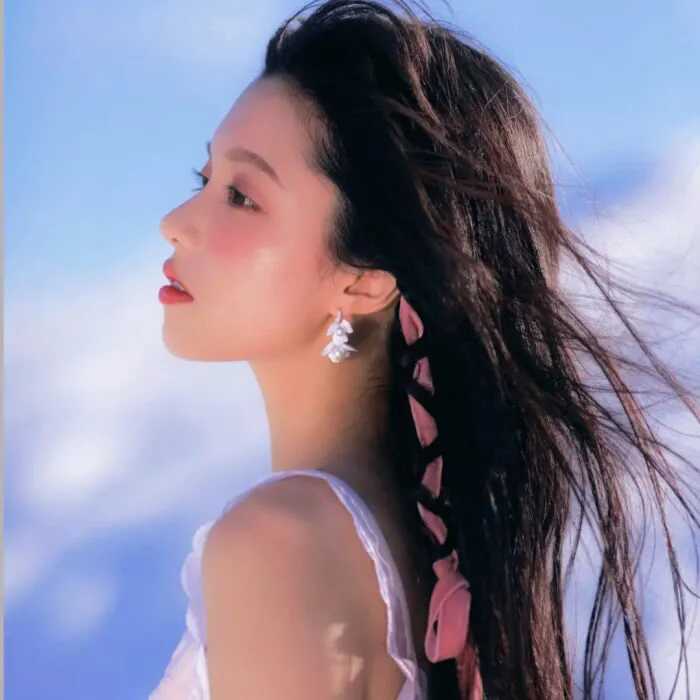 qq头像女生性感头像