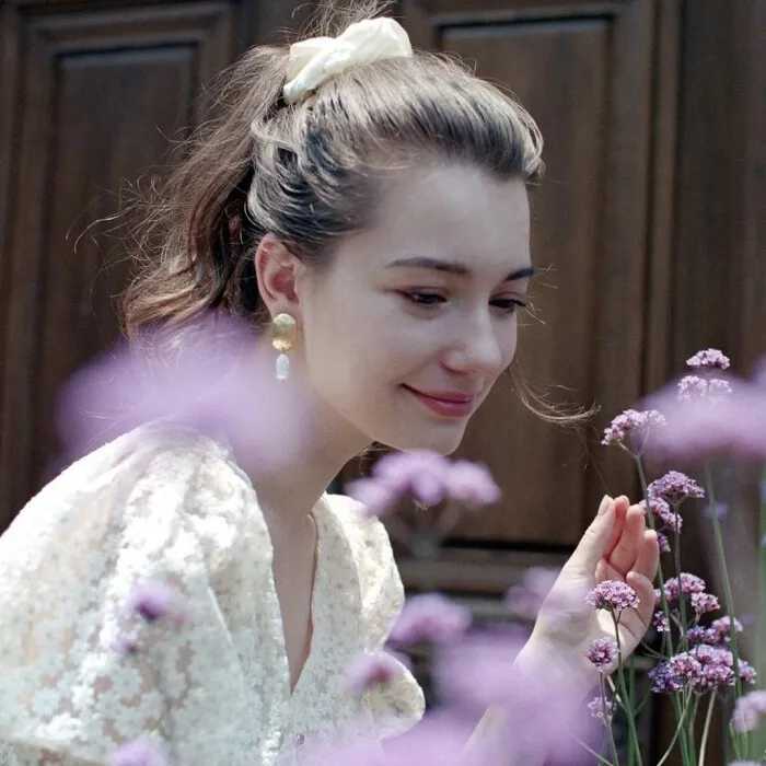 欧美女生头像图片