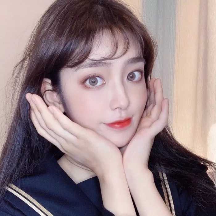 潮流女生头像高清大图