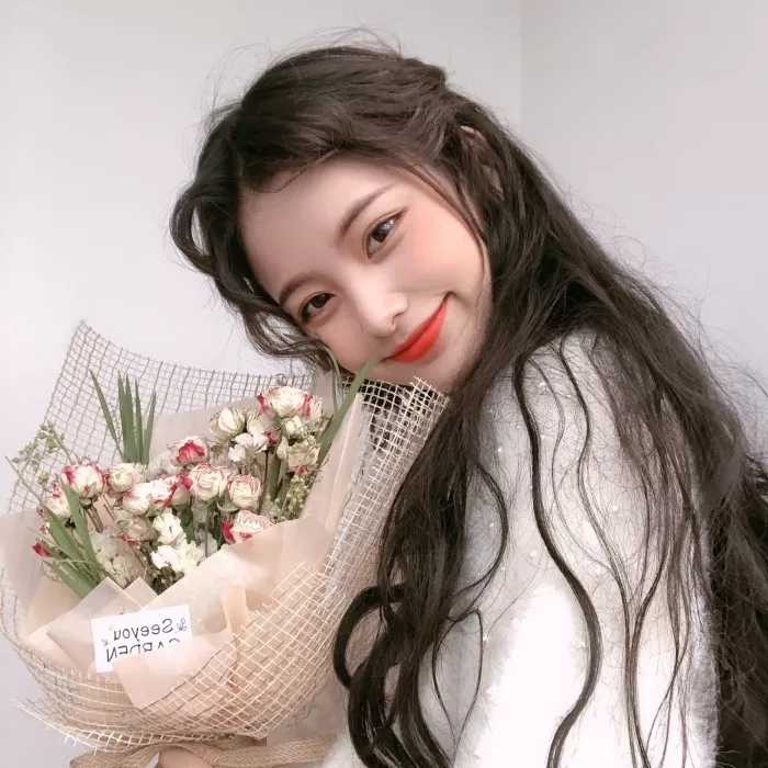 潮流女生头像高清大图