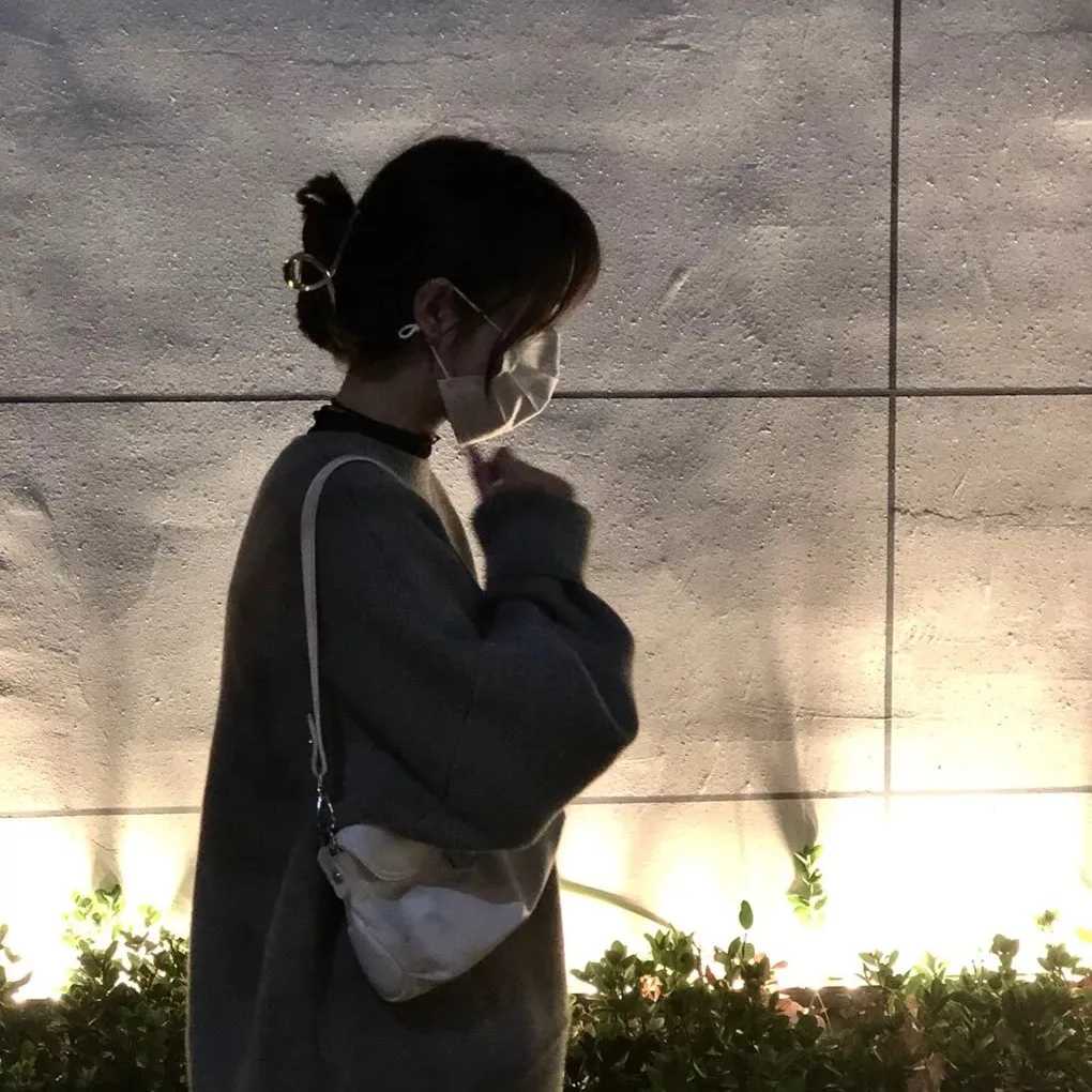 女生真人黄昏唯美头像