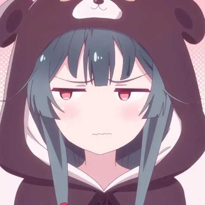 女生动漫头像微笑挑眉