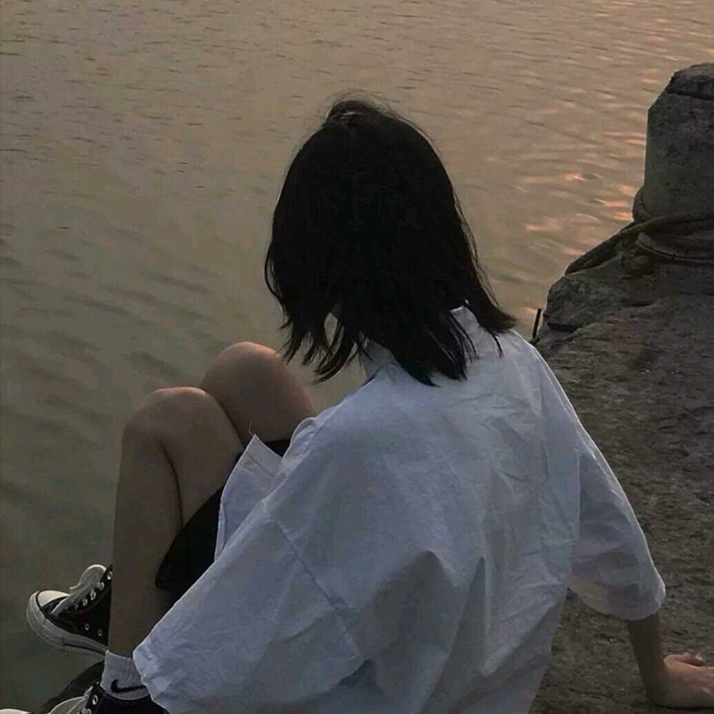 短发女生头像(36p)