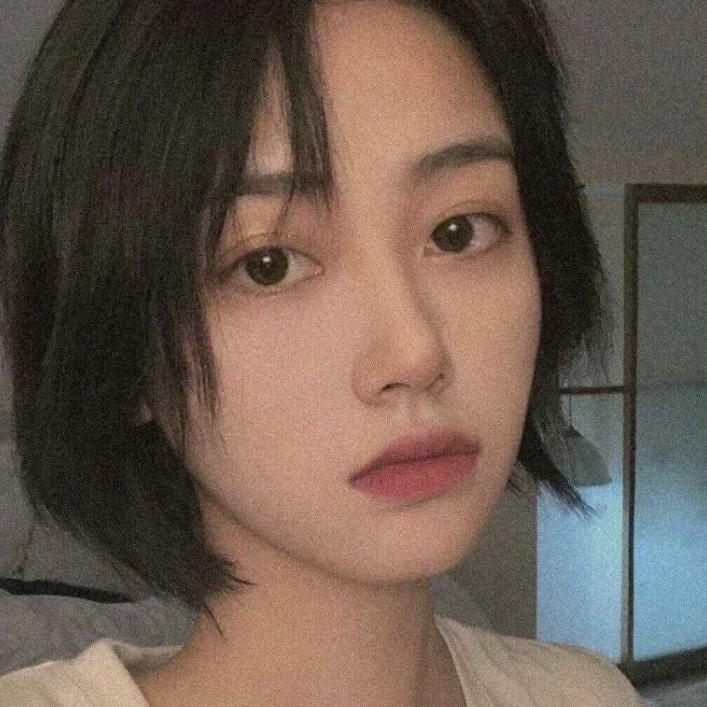 短发女生头像(36p)