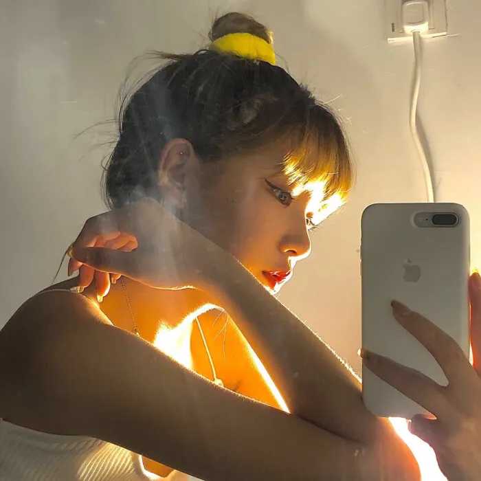 女生头像 爱不释手