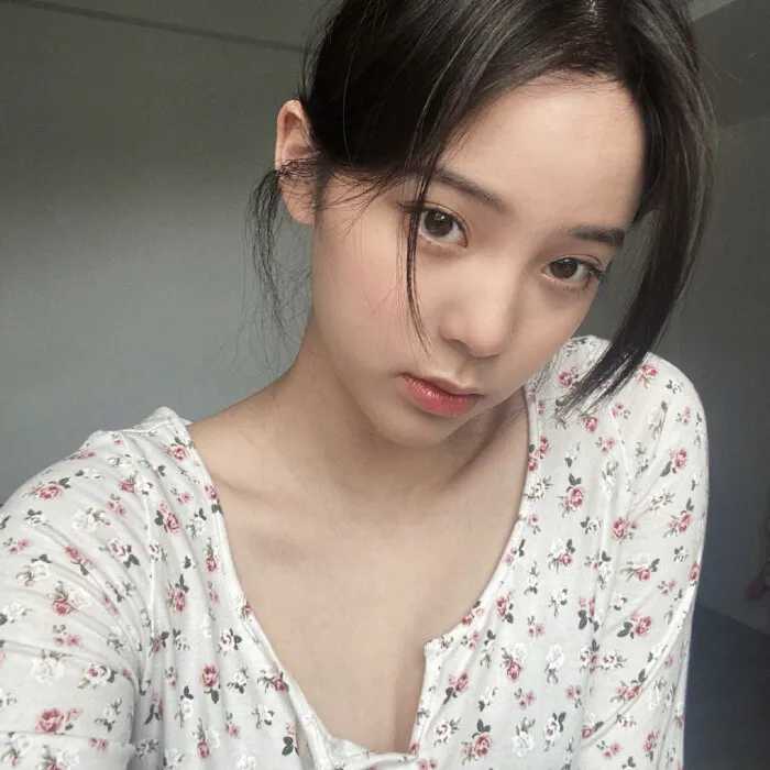 女生头像 爱不释手