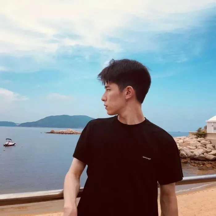 给人一种阳光的头像