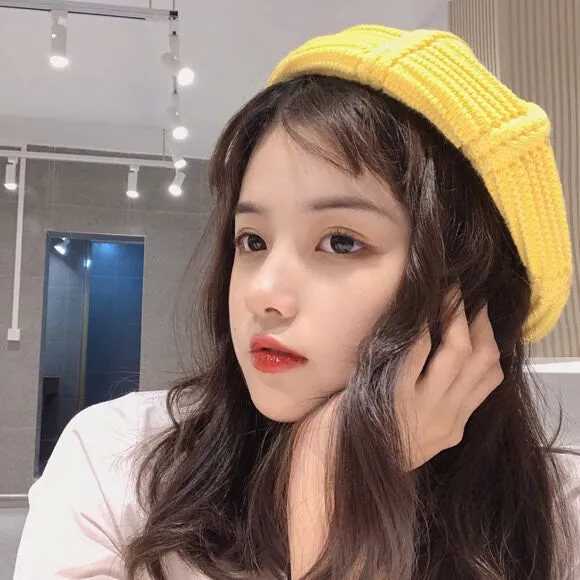 戴帽子女生头像(36p)