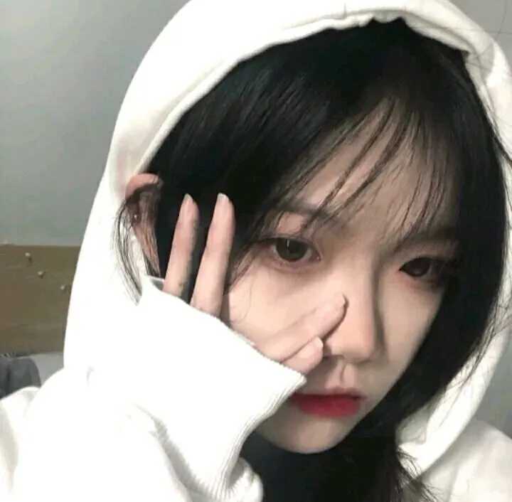 戴帽子女生头像(36p)