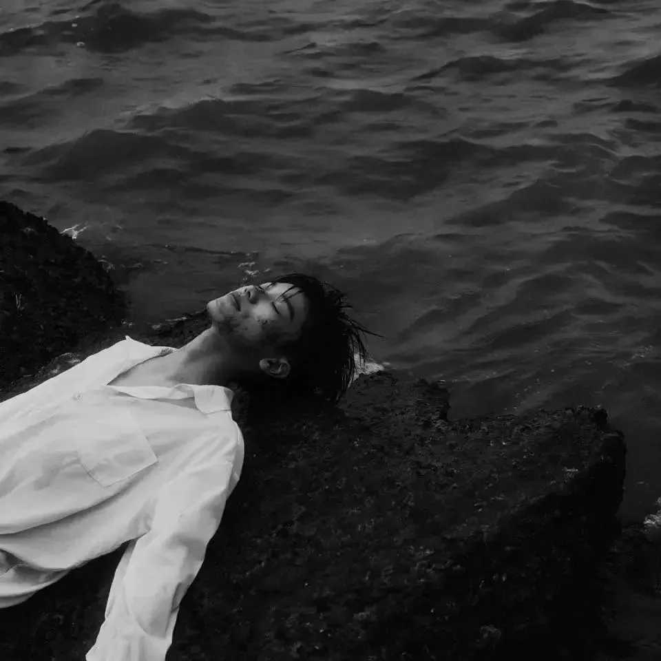 微信头像男生成熟稳重