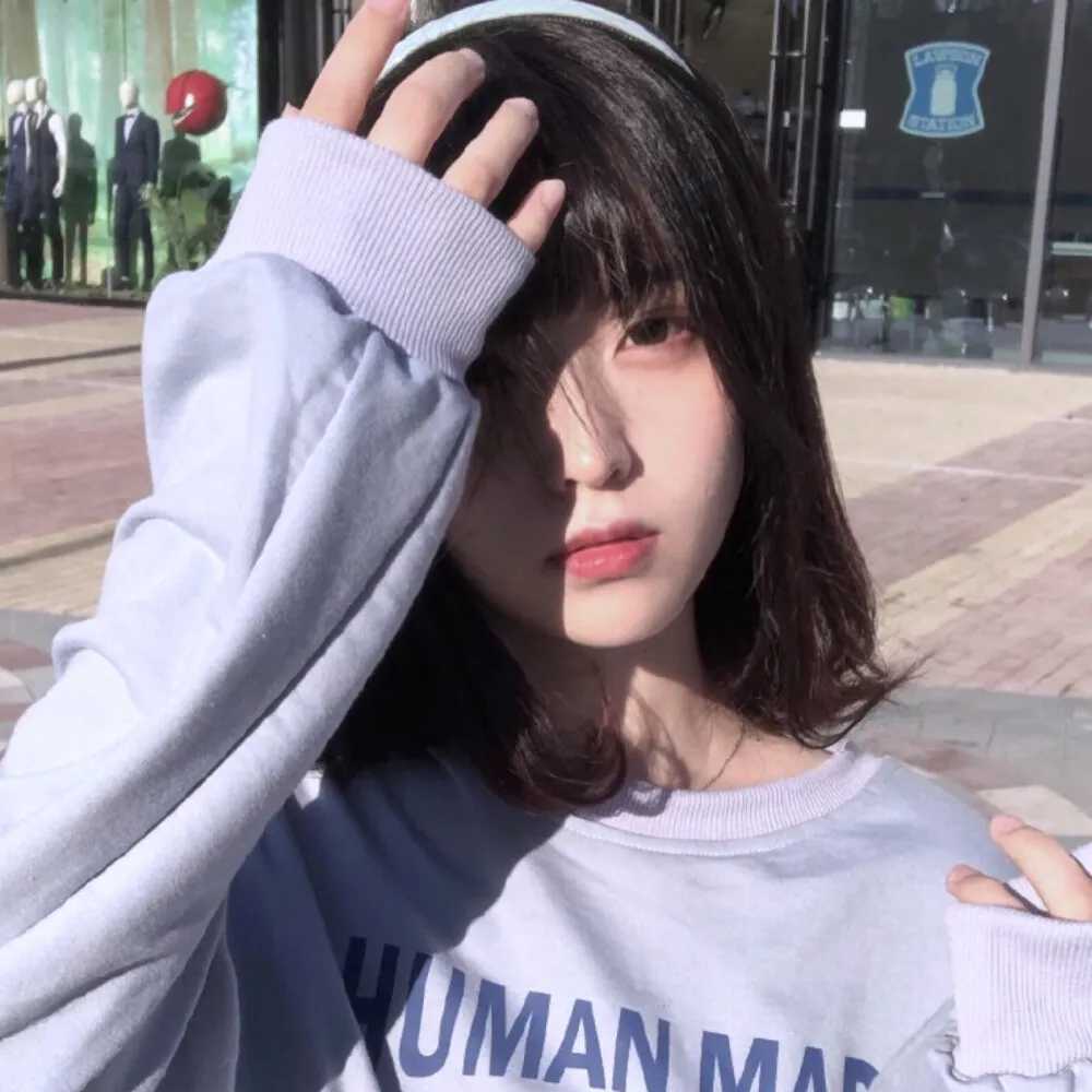 女生喜欢换微信头像