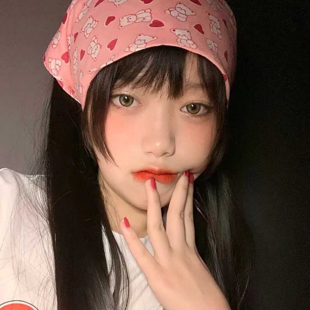 女生喜欢换微信头像