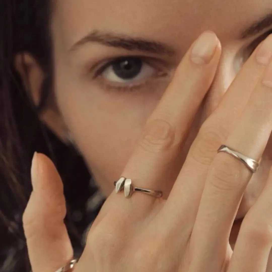 裴擒虎公孙离情侣头像