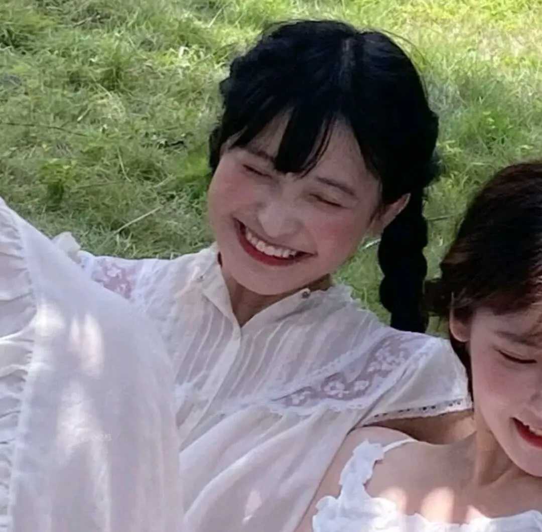 qq小清新闺蜜头像