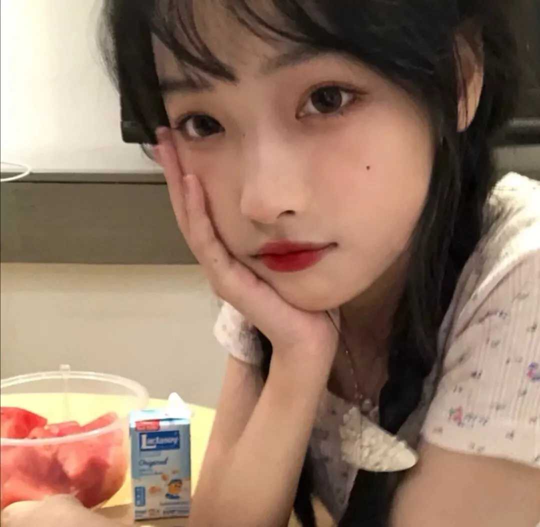 学生头女生头像