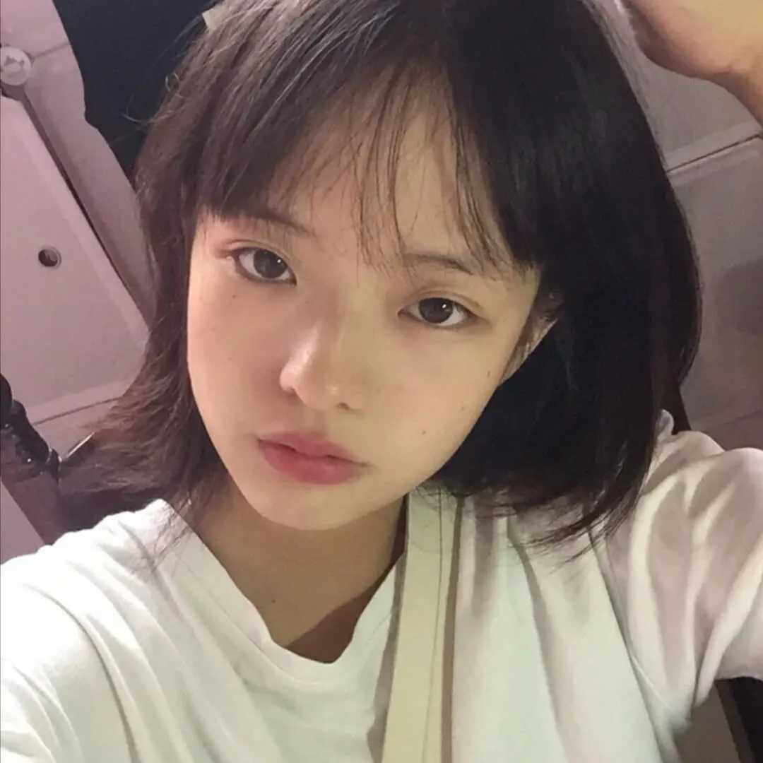 学生头女生头像