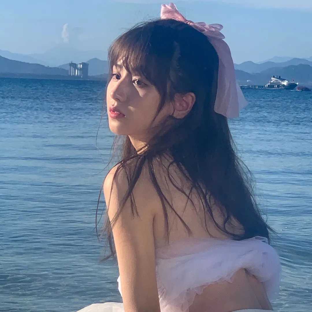 女生头像：夏日头像