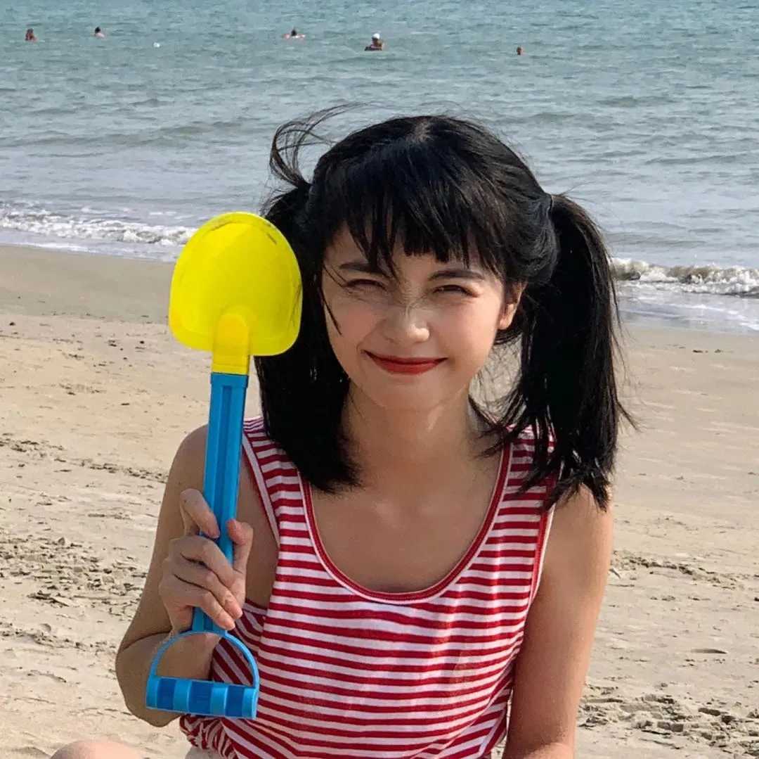 女生头像：夏日头像