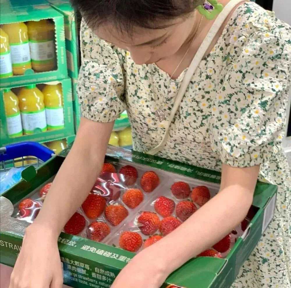 女生头像：夏日头像