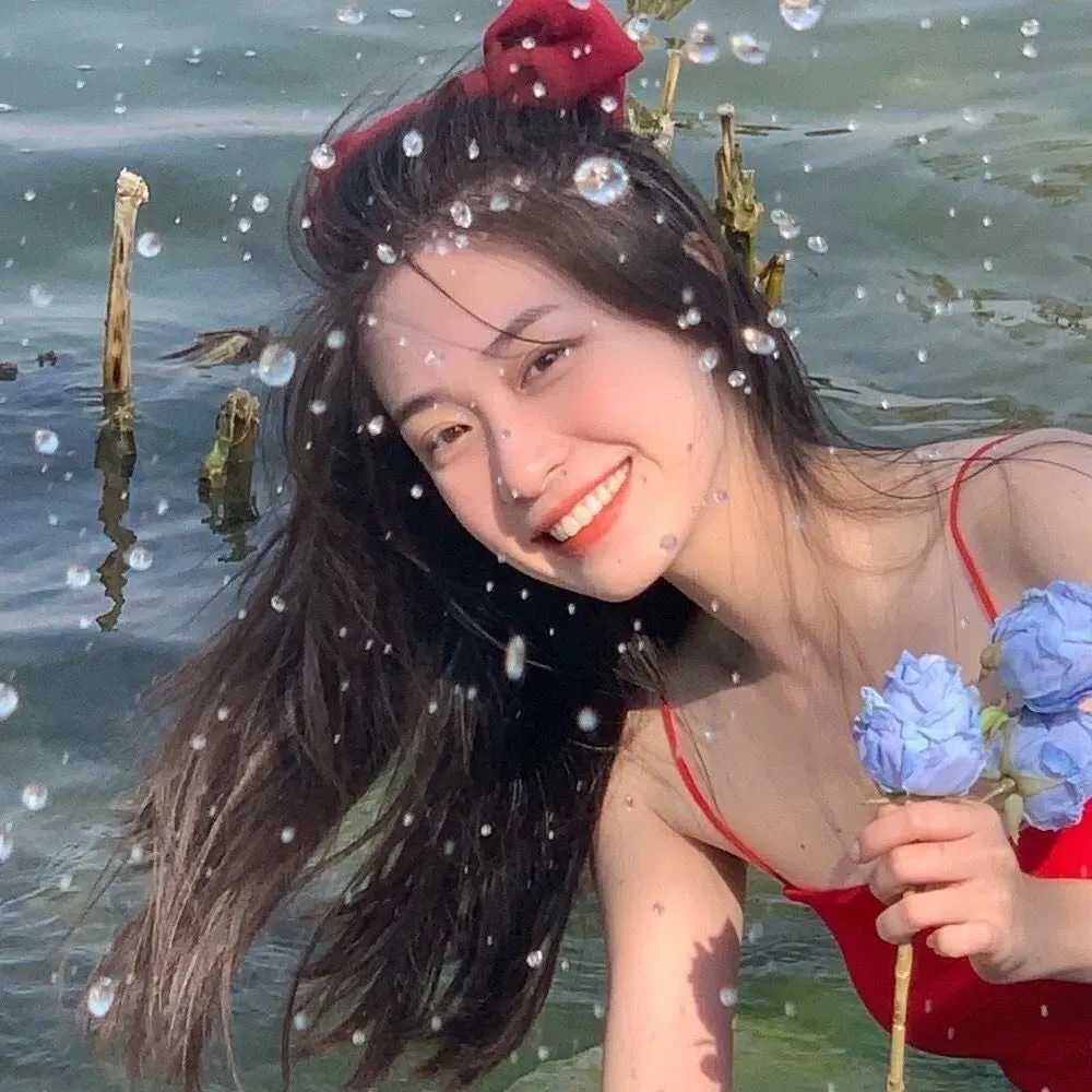 女生头像：夏日头像