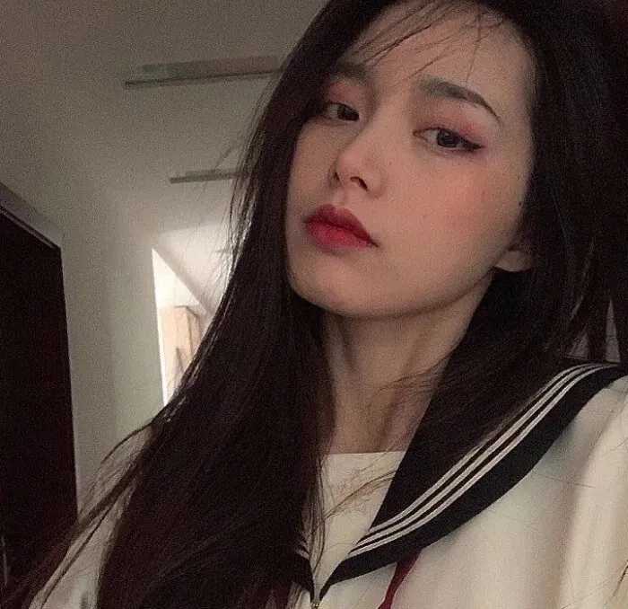 女生头像图片高冷 12张