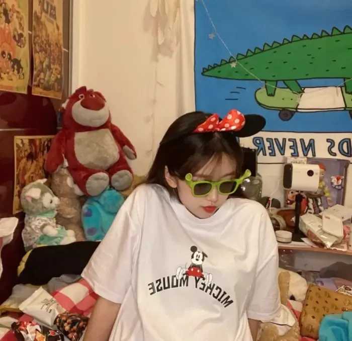 女生头像图片高冷 12张